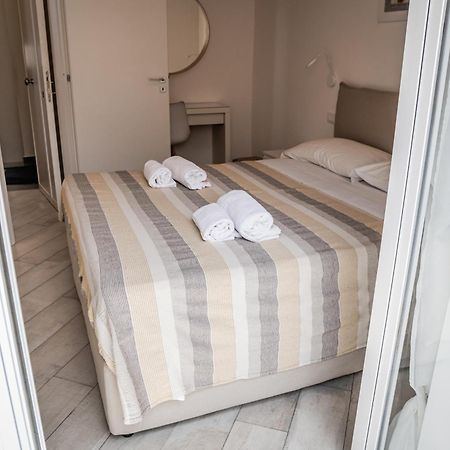 Casa Vicolo Re Apartment เชฟาลู ภายนอก รูปภาพ
