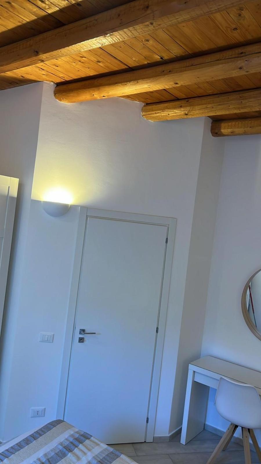 Casa Vicolo Re Apartment เชฟาลู ภายนอก รูปภาพ